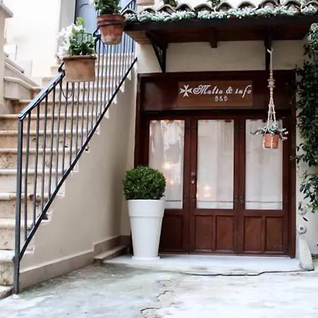 Bed & Breakfast Malta & Tufo 3*