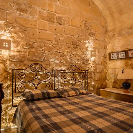 B&B Malta & Tufo 알타무라