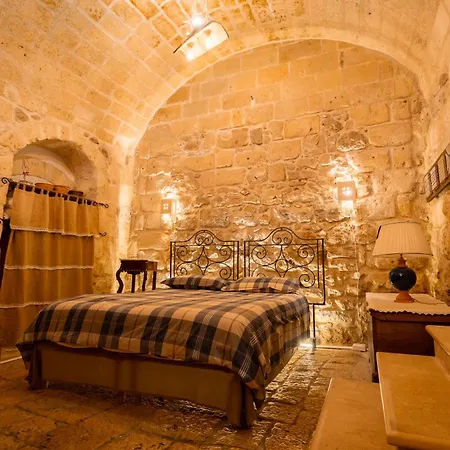 Malta & Tufo 3*