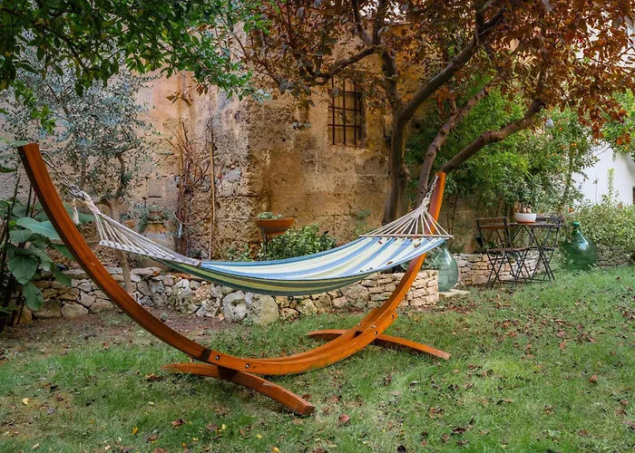 ベッド・アンド・ブレックファスト Malta & Tufo 3*